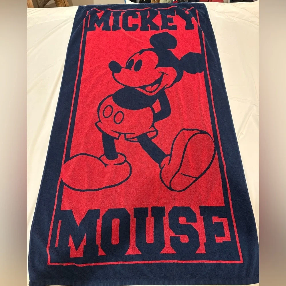 Disney Parks Mickey Mouse Beach Towel 🏖️